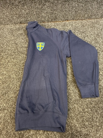 1493447-8 6 pcs Sweaters, size XL