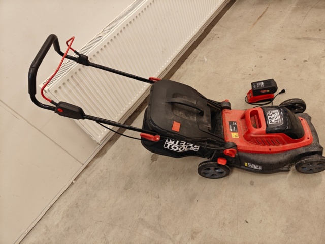 1493490-3 Battery-powered lawn mower Meec Tools 40V