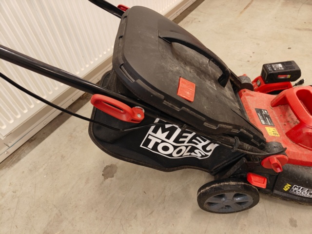 1493490-6 Battery-powered lawn mower Meec Tools 40V