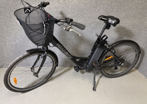 Bild som representerar auktionen - Blandade objekt i Stockholm