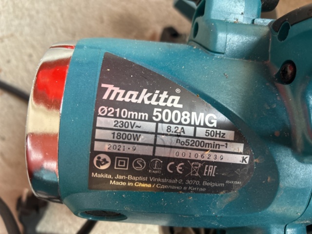 1455025-8 Various power tools - Makita, Bosch, DeWalt and others.
