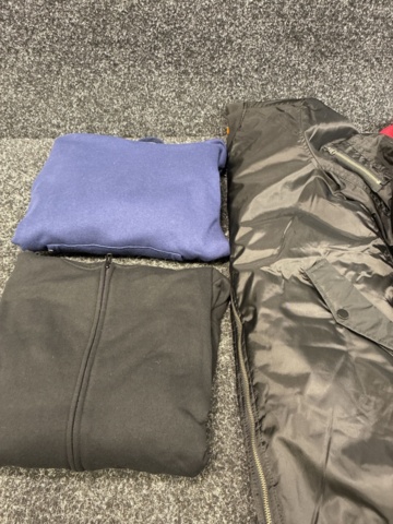 1493482-4 7 pcs Sweaters & jacket, size L-XL