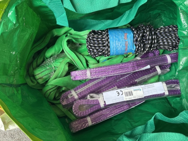 1455028-2 Various straps, tension straps and cable ties