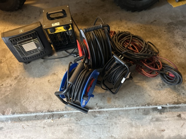 1455030-1 Cable reels, extension cables and fan heaters