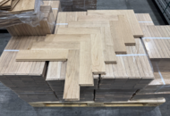 1494544 Massivt fiskbensparkett i Ek, 160 kvm, 16x70x350mm