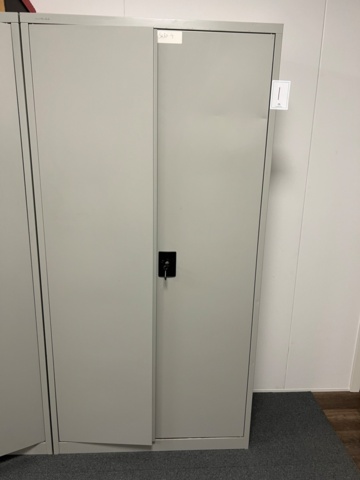 1494001-1 Tool cabinet