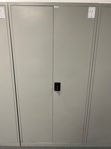1494004-1 Tool cabinet