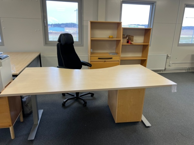 1494011-1 Office space