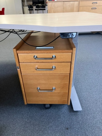 1494013-6 Office space