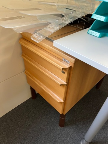 1494015-4 Desktop with content