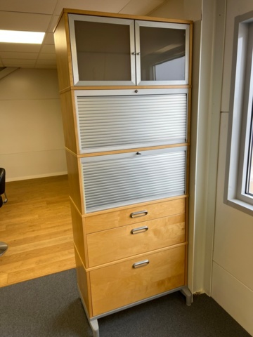 1494015-5 Desktop with content