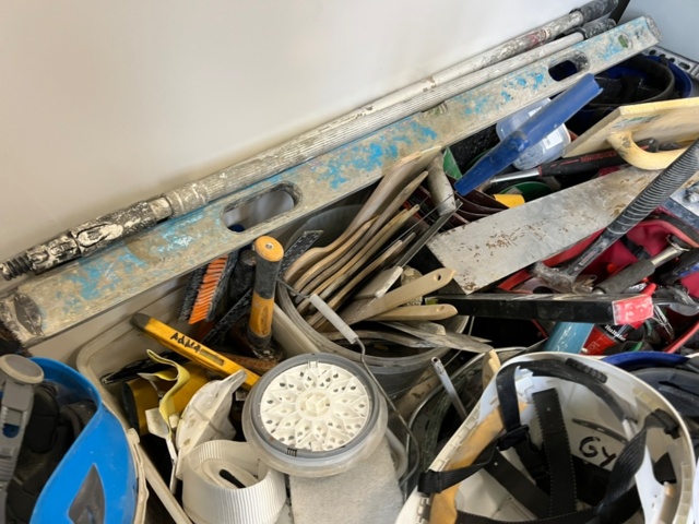 1494026-5 Various hand tools and implements