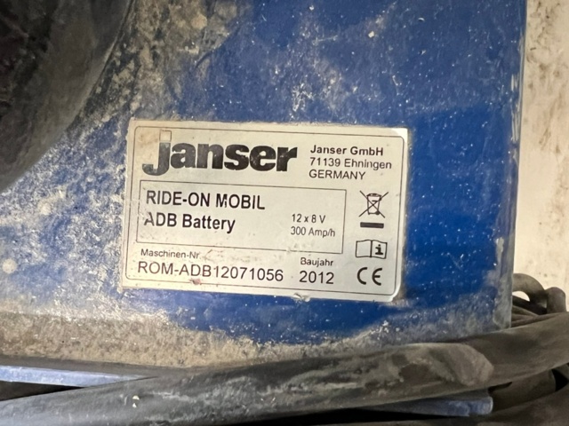 1494030-10 Mobile carpet stripper Janser