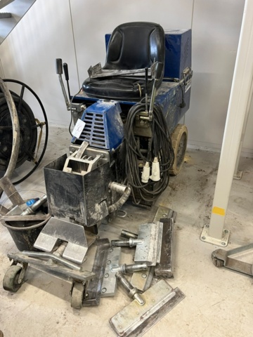 1494030-11 Mobile carpet stripper Janser