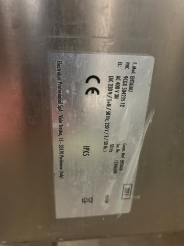 1344241-5 Huvdiskmaskin Electrolux EHT1AU (2011) inkl. rostfri arbetsbänk med ho