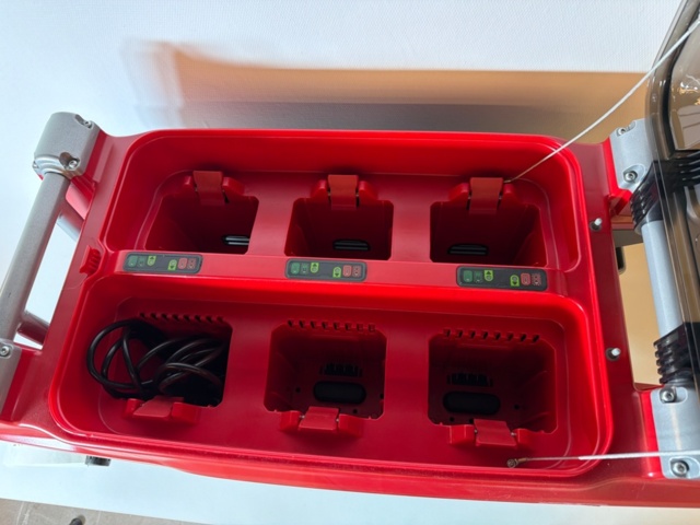 1495382-4 Cramer battery charger, 6 Port, 82V