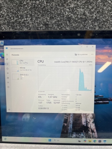 1469619-6 Laptop with docking station - Microsoft Surface Laptop 3 Model 1866