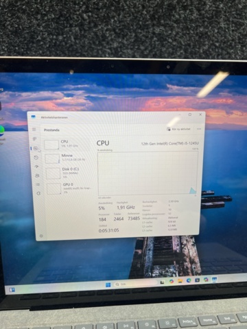 1469621-4 Laptop with charger - Microsoft Surface Laptop