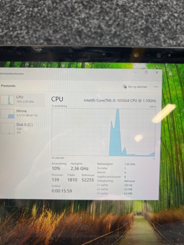 1469622-5 Laptop with keyboard and charger - Microsoft Surface Pro 7