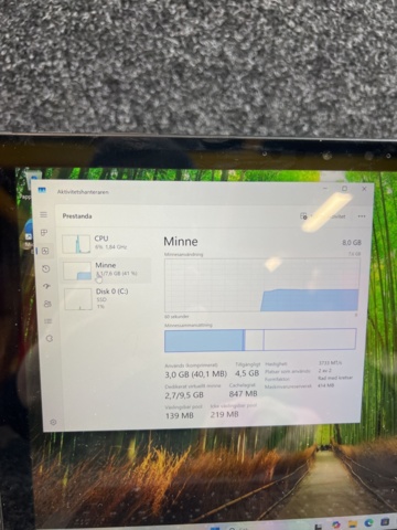 1469622-6 Laptop with keyboard and charger - Microsoft Surface Pro 7