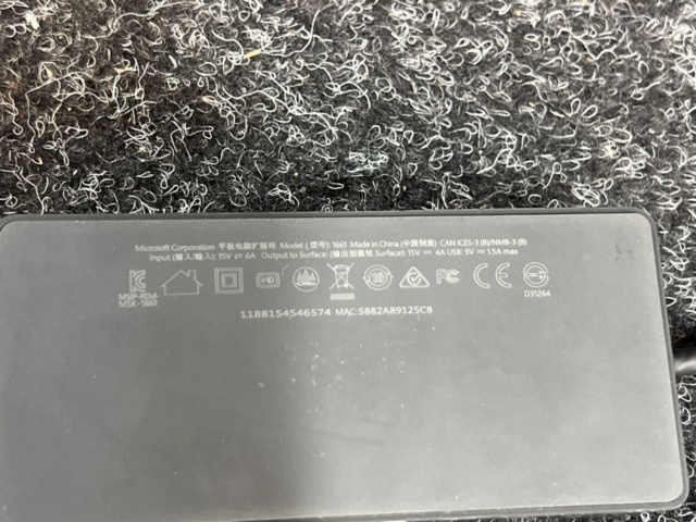 1469622-12 Laptop with keyboard and charger - Microsoft Surface Pro 7