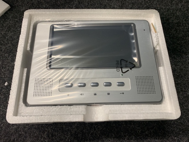 1494612-5 Doorbell with video function