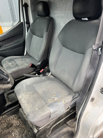 1494155-12 Nissan NV200 Van 1.5 dCi Manual, 90hp, 2015