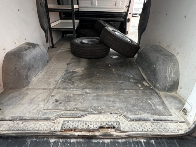 1494157-23 Nissan NV300 Van 2.9t 1.6 dCi Manual, 125hp, 2018