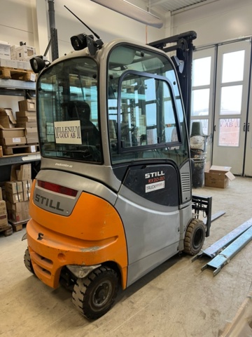 1494152-9 Electric counterbalanced forklift Still RX 20-20