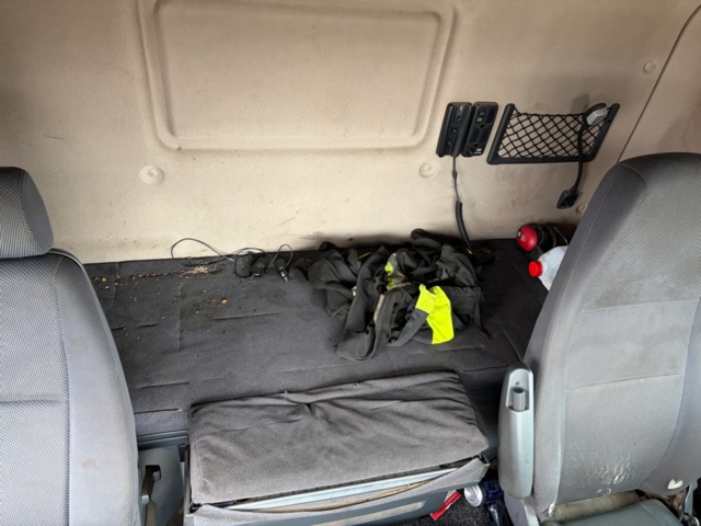 1368062-21 Scania R420 6x2 11.7 Manual, 420hp, 2009