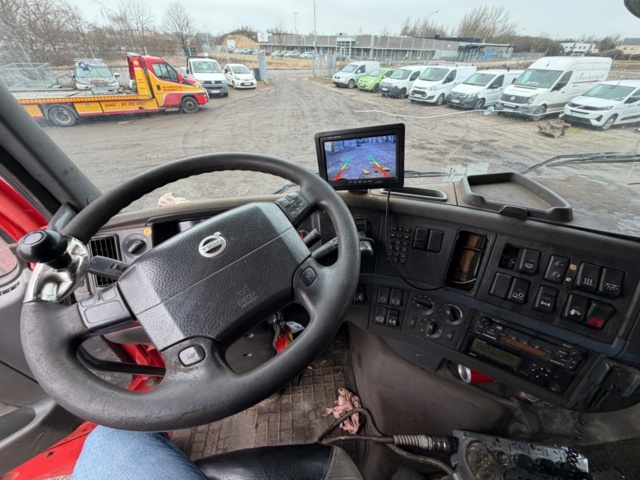 1368061-27 Volvo Trucks FH 12.8 Manual, 480hp, 2007