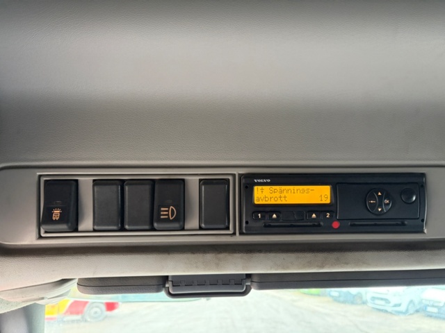 1368061-33 Volvo Trucks FH 12.8 Manual, 480hp, 2007