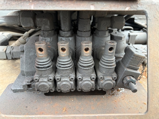 1368061-13 Volvo Trucks FH 12.8 Manual, 480hp, 2007