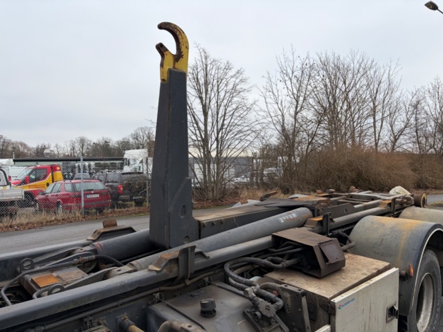 1368061-12 Volvo Trucks FH 12.8 Manual, 480hp, 2007