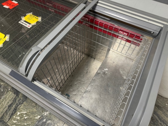 1495410-4 Frysdisk AHT PARIS 250