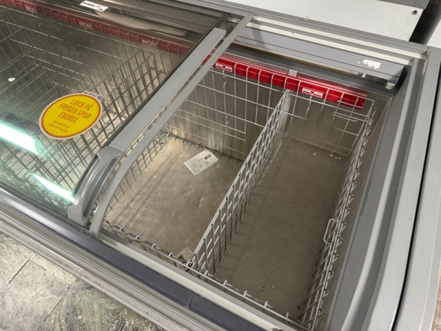 1495411-4 Frysdisk AHT PARIS 210