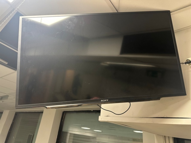1495421-1 TV SONY 40"