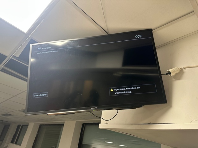 1495421-2 TV SONY 40"