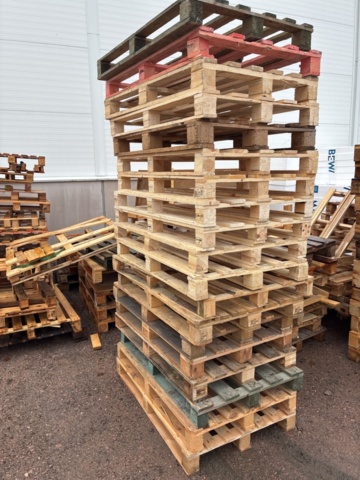 1495475-9 Disposable pallets & miscellaneous wood