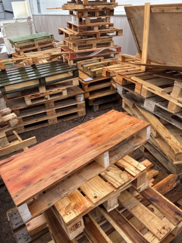 1495475-16 Disposable pallets & miscellaneous wood