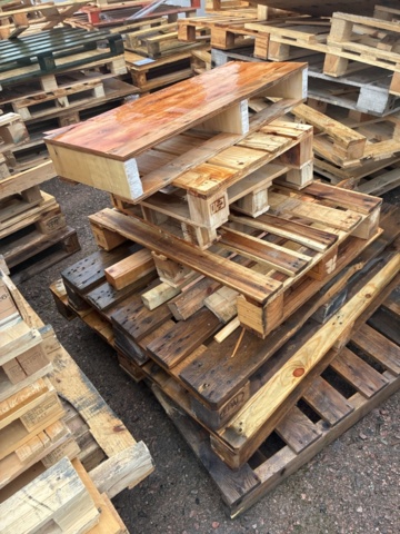 1495475-20 Disposable pallets & miscellaneous wood