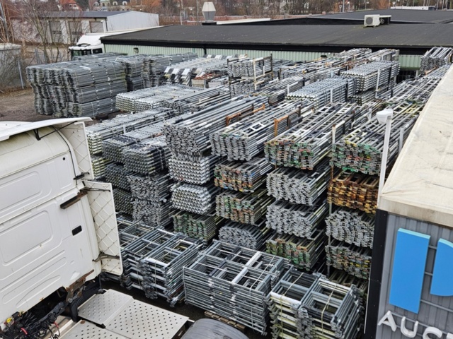 918966-14 Scaffolding HAKI approx. 3,000 sq m