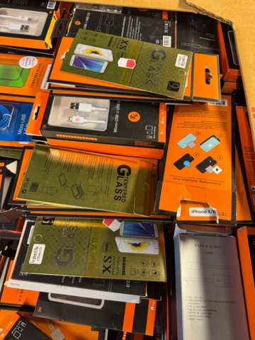 1405555-12 Technology party – approx. 1600 accessories