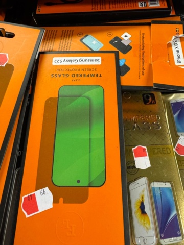 1405555-17 Technology party – approx. 1600 accessories