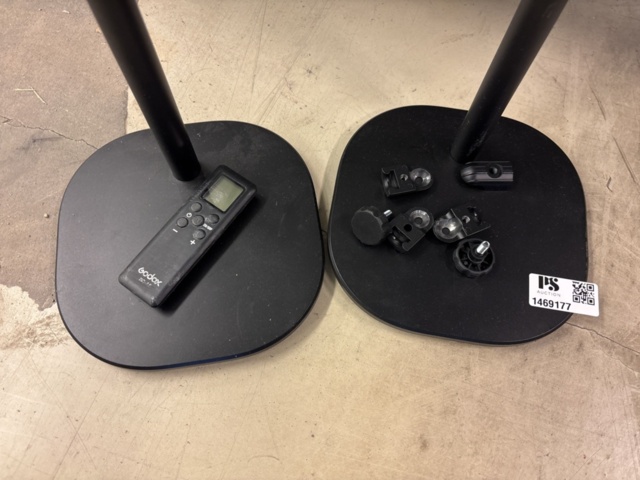 1469177-8 Studio lighting 2 pcs with stand - Elgato Key Light Air