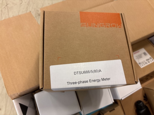 1469186-26 Inverters and various accessories - Solis, ABB and Huawei. etc.