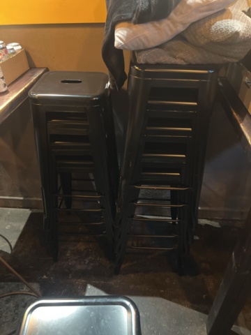 1384806-7 Bar furniture - Tables, chairs, etc.