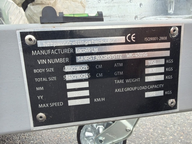 1496675-11 New food cart / ice cream cart / food truck, similar to Airstream