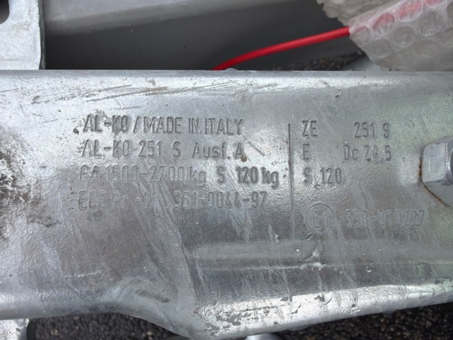 1496675-12 New food cart / ice cream cart / food truck, similar to Airstream