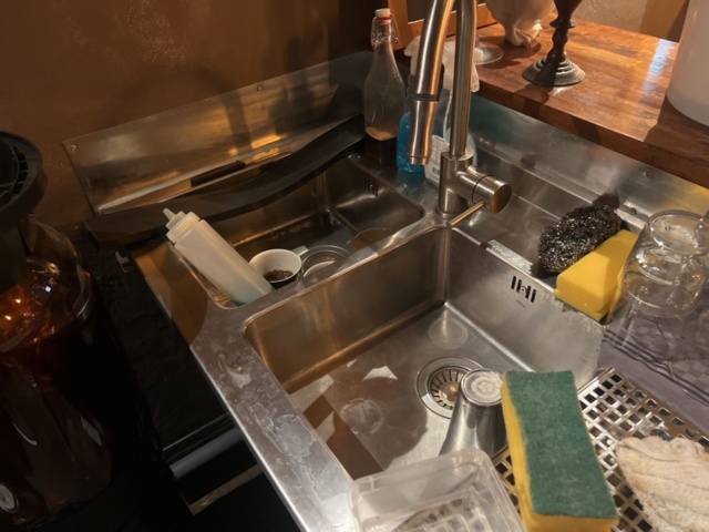1384808-8 Bar counter